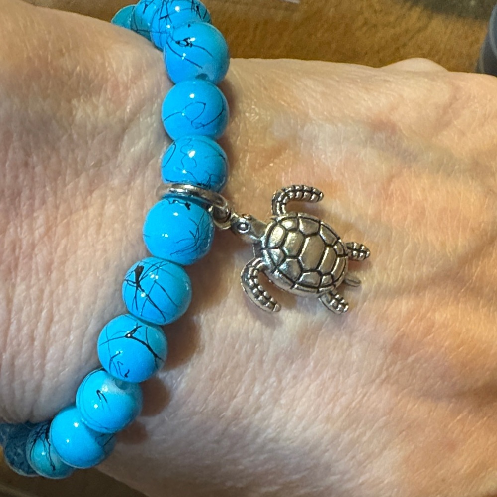 Blue turquoise glass Beaded Bracelet with Turtle Charm